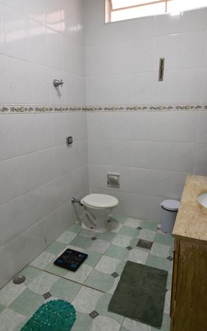 Casa à venda com 340m², 4 quartos e 3 vagasBanheiro da Suíte 