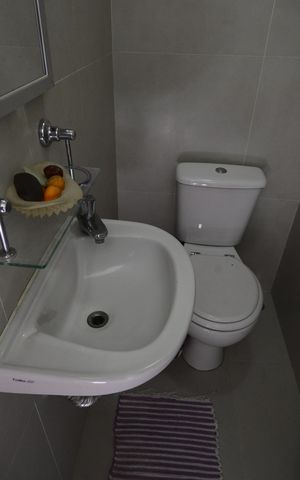 Apartamento para alugar com 106m², 3 quartos e 2 vagasBanheiro de Serviço