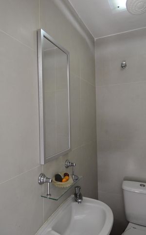 Apartamento para alugar com 106m², 3 quartos e 2 vagasBanheiro de Serviço