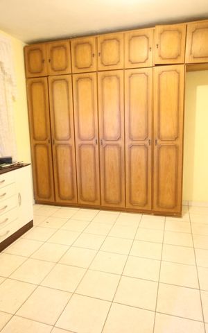 Casa à venda com 120m², 2 quartos e 2 vagasQuarto 2