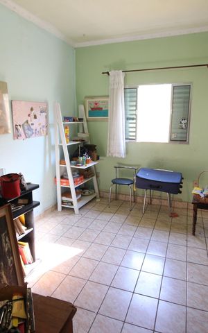 Casa à venda com 120m², 2 quartos e 2 vagasQuarto 1