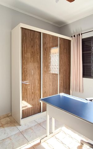 Casa à venda com 285m², 2 quartos e 2 vagasCasa 2 - Escritório
