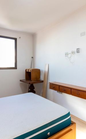 Apartamento à venda com 189m², 3 quartos e 2 vagas Apartamento à venda com 189m², 3 quartos e 2 vagasSuíte