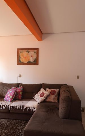 Casa à venda com 248m², 3 quartos e 2 vagasSala
