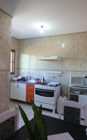 Casa à venda com 248m², 3 quartos e 2 vagasCozinha 1