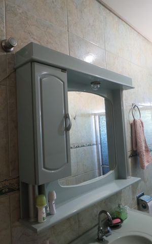 Casa à venda com 248m², 3 quartos e 2 vagasBanheiro