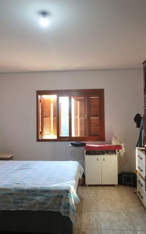 Casa à venda com 248m², 3 quartos e 2 vagasQuarto 2