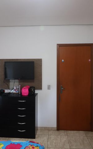 Casa à venda com 248m², 3 quartos e 2 vagasQuarto 1