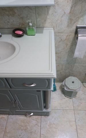 Casa à venda com 248m², 3 quartos e 2 vagasBanheiro