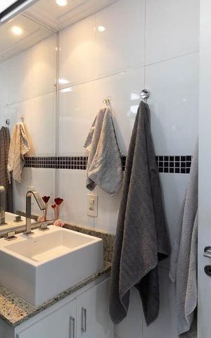 Apartamento à venda com 103m², 3 quartos e 2 vagas Apartamento à venda com 103m², 3 quartos e 2 vagasBanheiro da Suíte