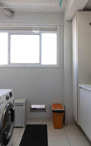 Apartamento à venda com 103m², 3 quartos e 2 vagas Apartamento à venda com 103m², 3 quartos e 2 vagasLavanderia