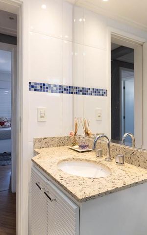 Apartamento à venda com 103m², 3 quartos e 2 vagas Apartamento à venda com 103m², 3 quartos e 2 vagasBanheiro Social