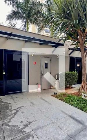 Apartamento à venda com 36m², 1 quarto e 1 vaga Apartamento à venda com 36m², 1 quarto e 1 vagaÁrea comum - Entrada