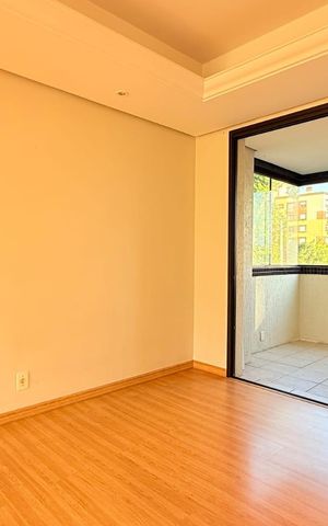 Apartamento à venda com 103m², 3 quartos e 2 vagas Apartamento à venda com 103m², 3 quartos e 2 vagasSala