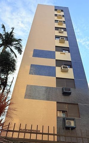 Apartamento à venda com 103m², 3 quartos e 2 vagas Apartamento à venda com 103m², 3 quartos e 2 vagasFachada