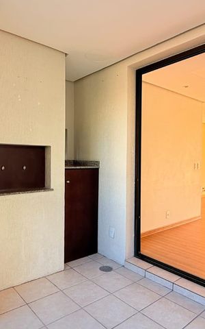 Apartamento à venda com 103m², 3 quartos e 2 vagas Apartamento à venda com 103m², 3 quartos e 2 vagasVaranda