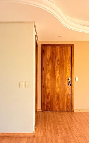 Apartamento à venda com 103m², 3 quartos e 2 vagas Apartamento à venda com 103m², 3 quartos e 2 vagasSala