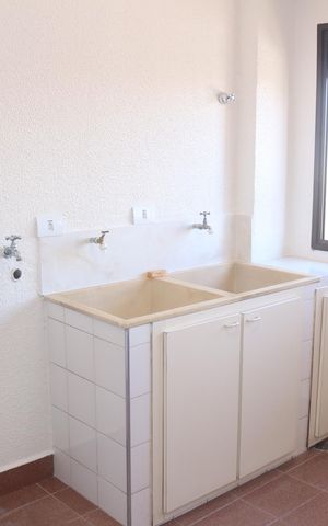 Apartamento para alugar com 153m², 3 quartos e 1 vagaÁrea de Serviço