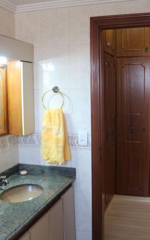 Apartamento para alugar com 153m², 3 quartos e 1 vagaBanheiro da Suíte 1