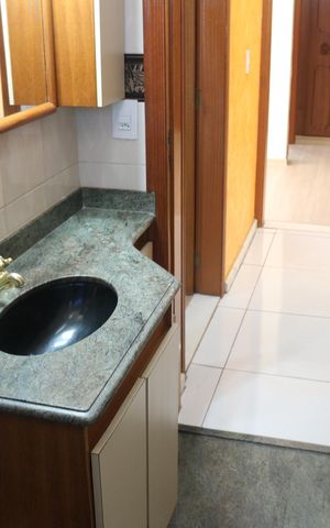 Apartamento para alugar com 153m², 3 quartos e 1 vagaBanheiro 2