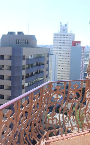 Apartamento para alugar com 153m², 3 quartos e 1 vagaSacada