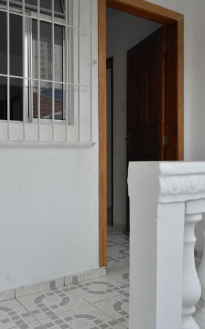 Casa para alugar com 70m², 1 quarto e 1 vagaQuintal