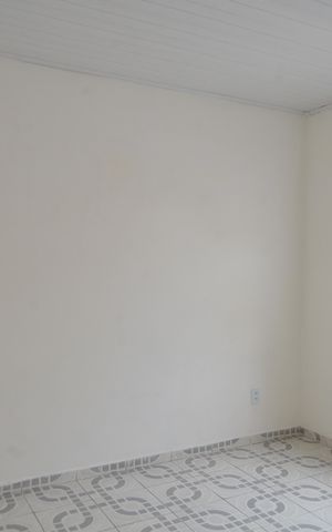 Casa para alugar com 70m², 1 quarto e 1 vagaSala