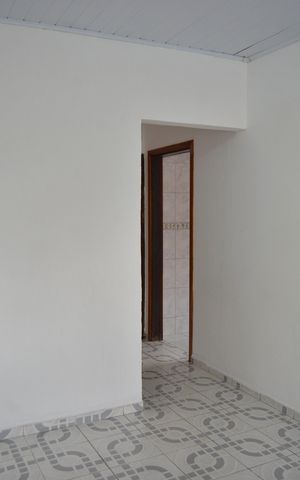 Casa para alugar com 70m², 1 quarto e 1 vagaSala