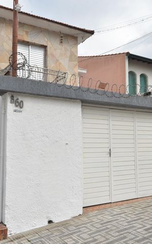 Casa para alugar com 70m², 1 quarto e 1 vagaFachada