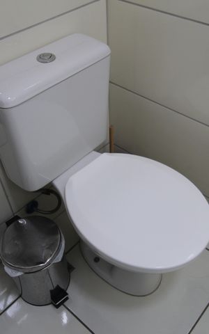 Apartamento à venda com 65m², 2 quartos e 2 vagasBanheiro Social