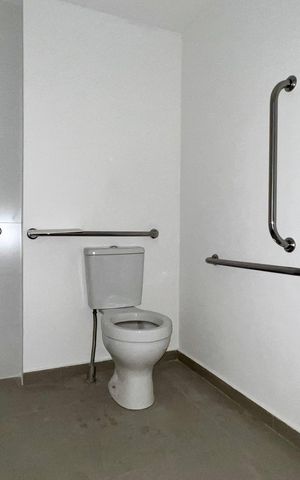 Studio para alugar com 30m², 1 quarto e sem vaga Studio para alugar com 30m², 1 quarto e sem vagaBanheiro