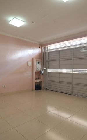 Casa à venda com 180m², 3 quartos e 2 vagasGaragem