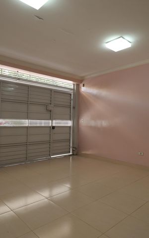 Casa à venda com 180m², 3 quartos e 2 vagasGaragem