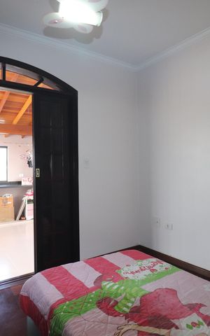 Casa à venda com 180m², 3 quartos e 2 vagasQuarto 3
