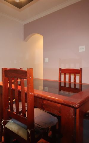 Casa à venda com 180m², 3 quartos e 2 vagasCopa