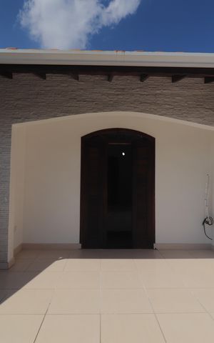 Casa à venda com 180m², 3 quartos e 2 vagasVaranda Quarto 1 suíte