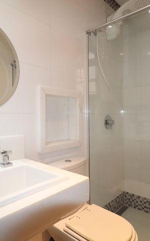 Casa à venda com 180m², 3 quartos e 2 vagasBanheiro 2