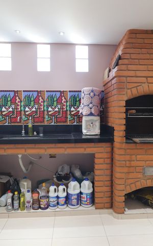 Casa à venda com 180m², 3 quartos e 2 vagasEspaço Gourmet