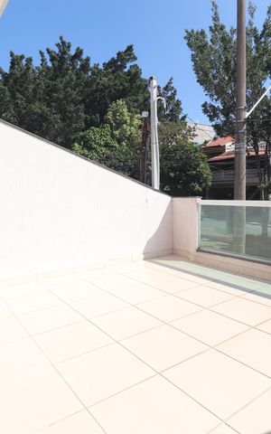 Casa à venda com 180m², 3 quartos e 2 vagasVaranda Quarto 1 suíte