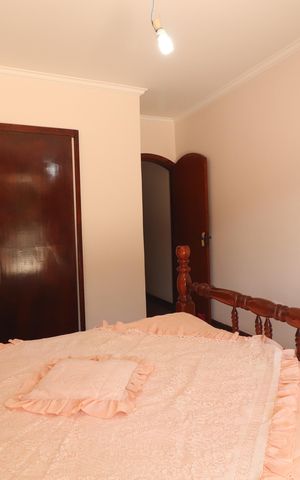 Casa à venda com 180m², 3 quartos e 2 vagasQuarto 1 suíte