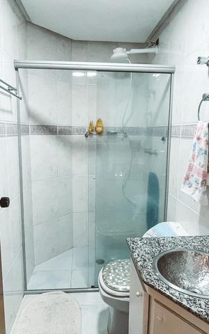Apartamento à venda com 133m², 4 quartos e 2 vagas Apartamento à venda com 133m², 4 quartos e 2 vagasBanheiro da Suíte 2