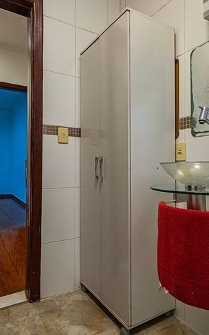 Casa à venda com 129m², 2 quartos e 1 vaga Casa à venda com 129m², 2 quartos e 1 vagaBanheiro