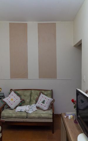 Casa à venda com 70m², 3 quartos e 2 vagas Casa à venda com 70m², 3 quartos e 2 vagasCasa 2 - Sala