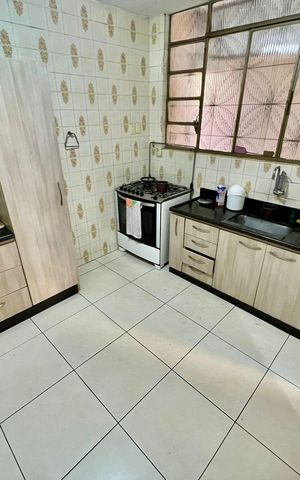 Casa à venda com 263m², 6 quartos e 3 vagas Casa à venda com 263m², 6 quartos e 3 vagasCozinha