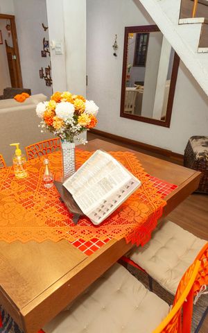 Casa à venda com 78m², 4 quartos e 3 vagasCopa