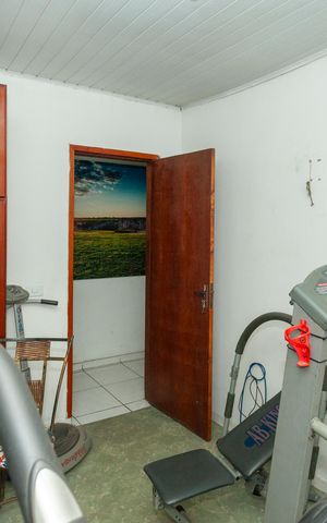 Casa à venda com 78m², 4 quartos e 3 vagasQuarto 4