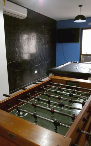 Apartamento à venda com 85m², 3 quartos e 2 vagas Apartamento à venda com 85m², 3 quartos e 2 vagasSalão de jogos