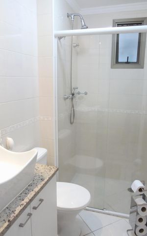 Apartamento à venda com 85m², 3 quartos e 2 vagas Apartamento à venda com 85m², 3 quartos e 2 vagasBanheiro