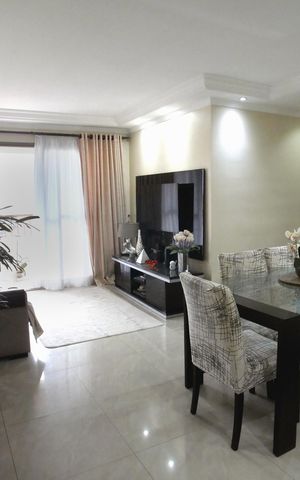 Apartamento à venda com 85m², 3 quartos e 2 vagas Apartamento à venda com 85m², 3 quartos e 2 vagasSala