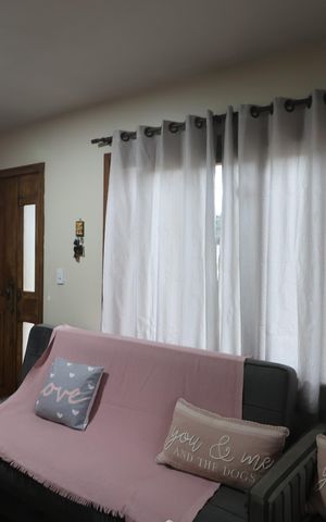 Casa à venda com 200m², 3 quartos e 3 vagasSala de TV